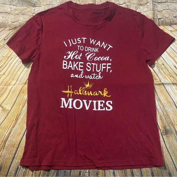 NEW Maroon I Just Want To Drink Hot Cocoa Hallmark Movies Christmas T Shirt - Picture 1 of 4